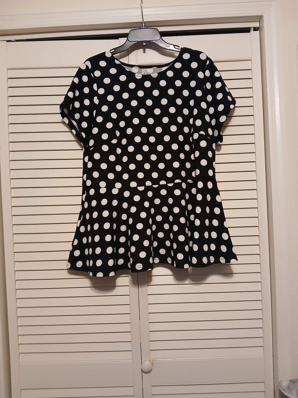 Black and White Polka Dot Peplum Top - Women's 2X